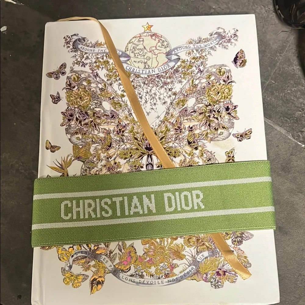 Christian Dior Floral Notebook with Green Band - Picture 1 of 8